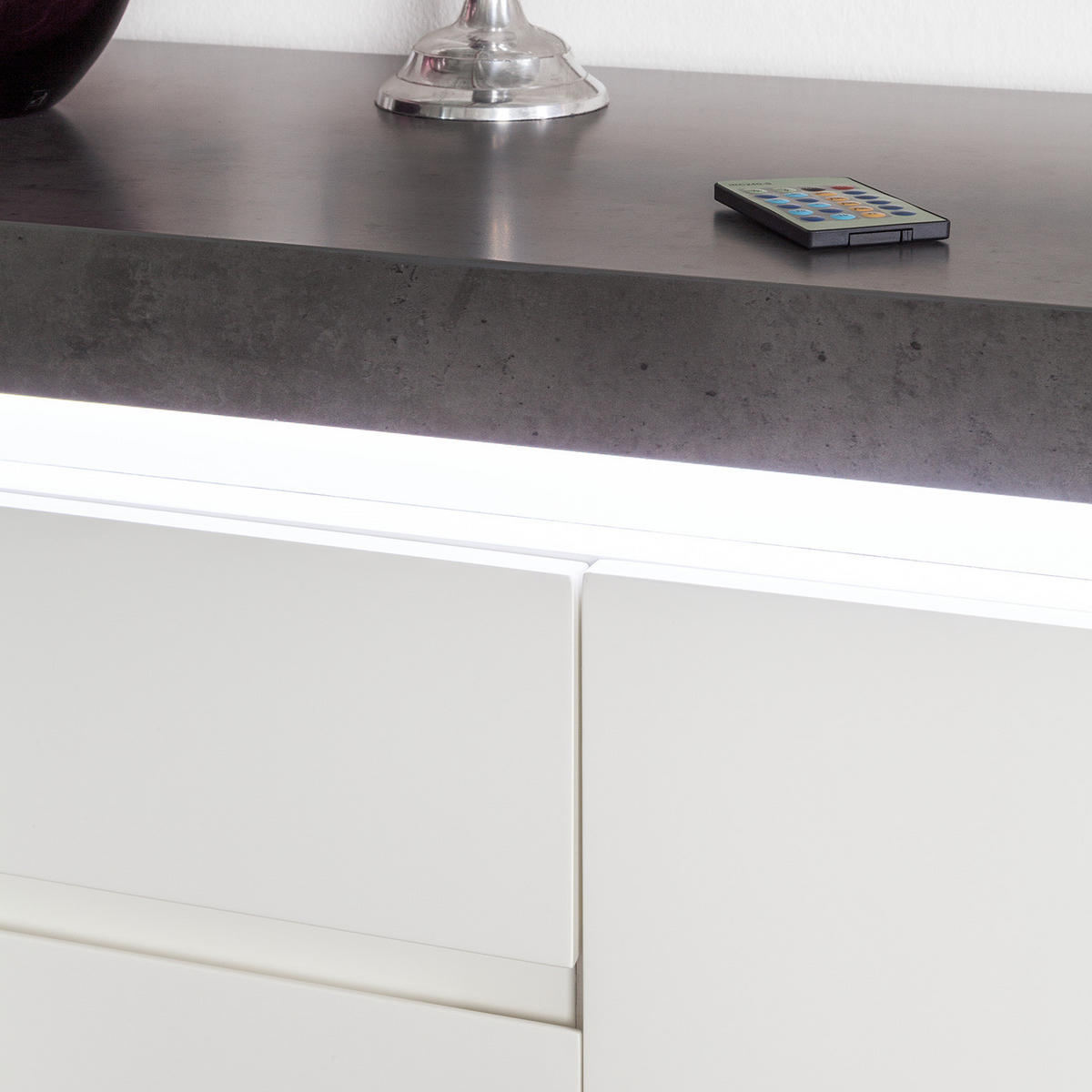 SIDEBOARD - inkl. Beleuchtung - Weiß/Grau, Holzwerkstoff (175/81/40cm) - home24