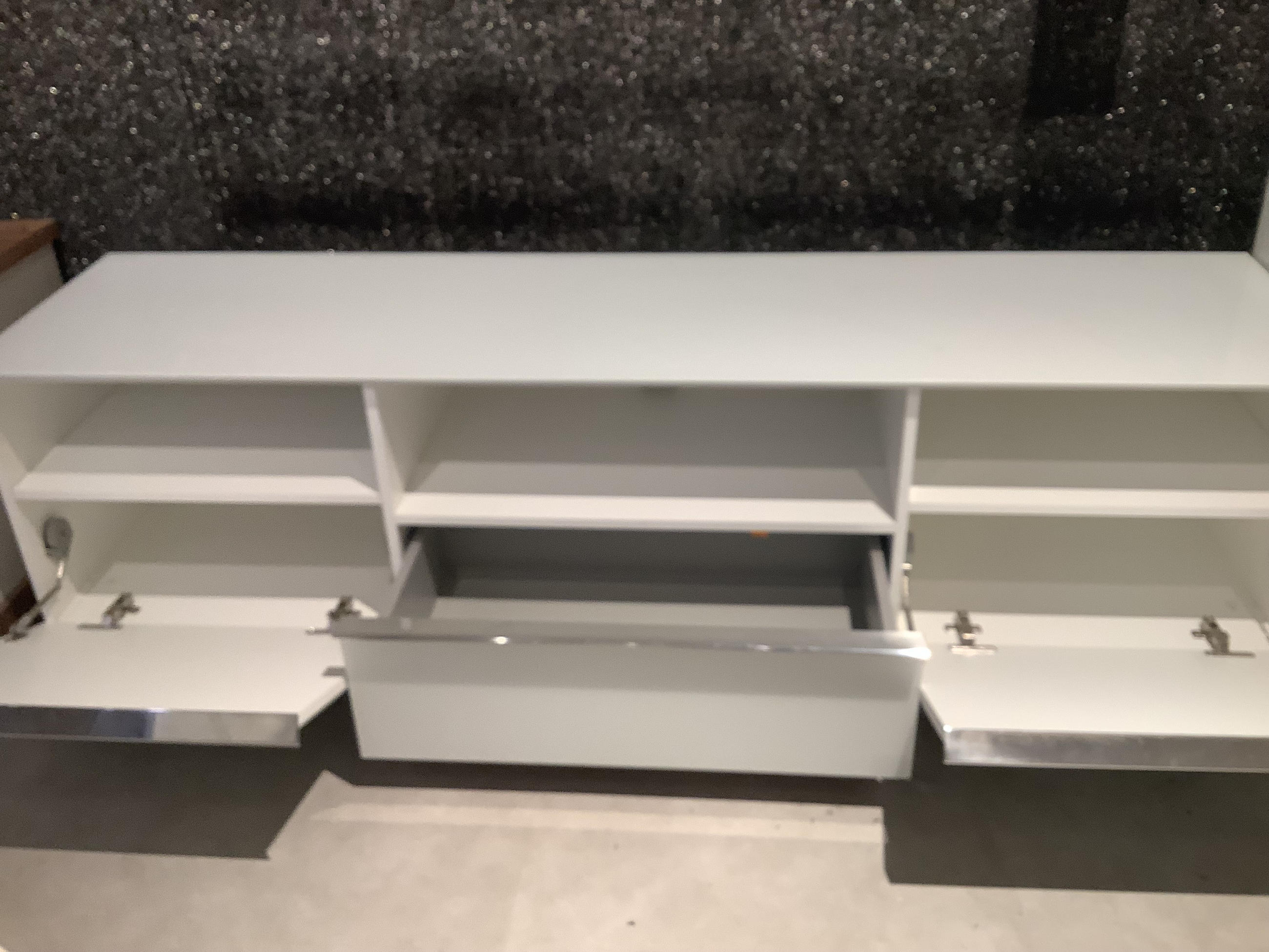 TV-ELEM HELIO-BUDAÖRS OUTLET - Venda