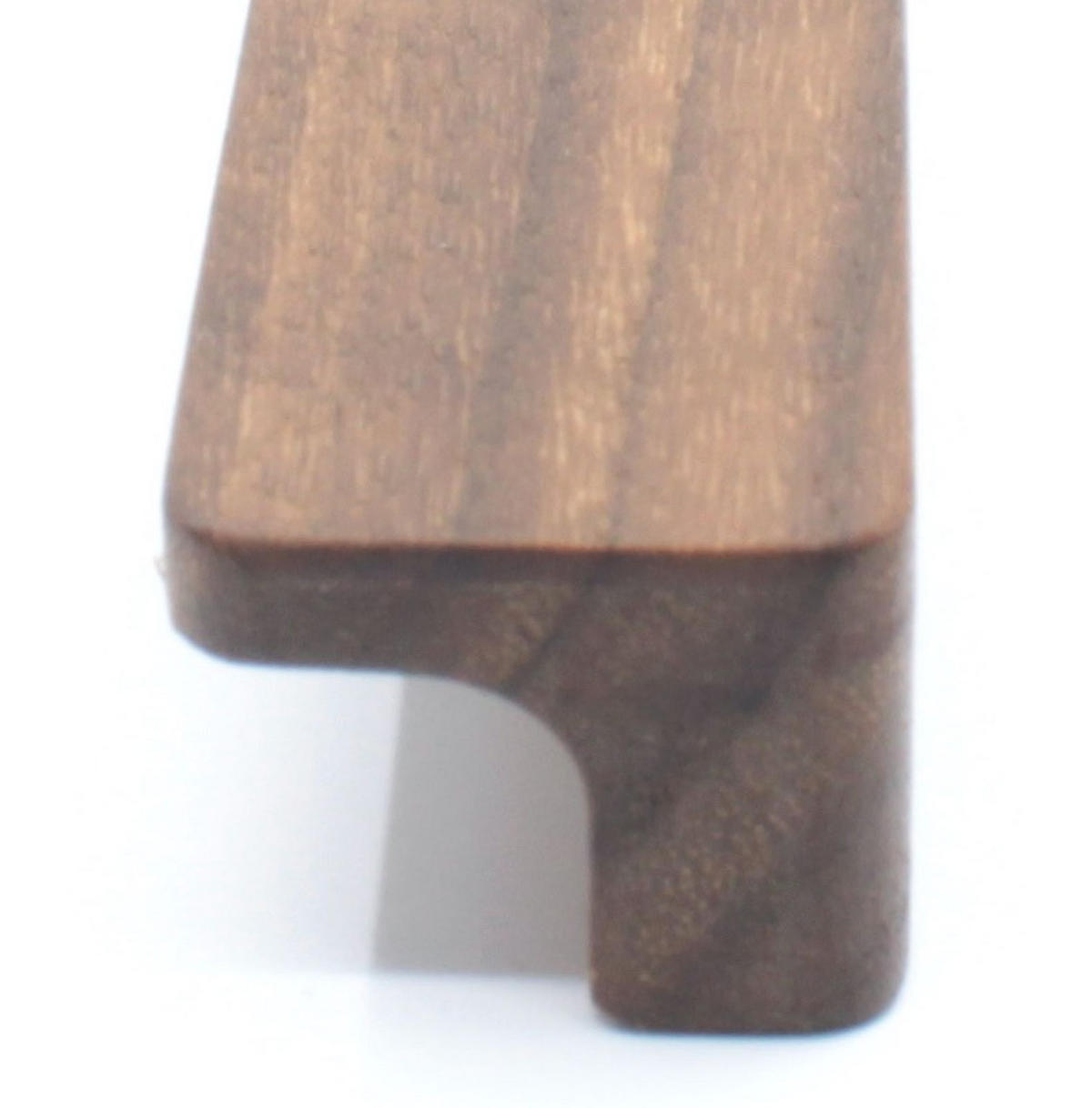 MÖBELGRIFF BA 750mm, Griffleiste Nussbaum massiv, Küchengriff Holz - Naturfarben, Holz (2.5/2/77.2cm)