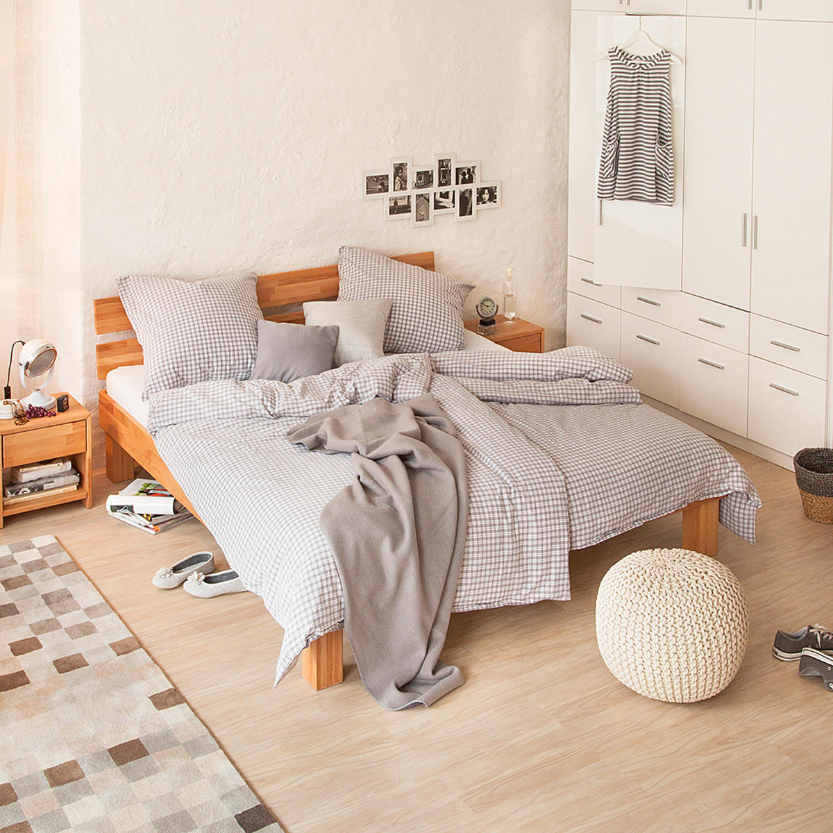 BETT - Massivholz - Kernbuche, Holz (200/200cm) - home24