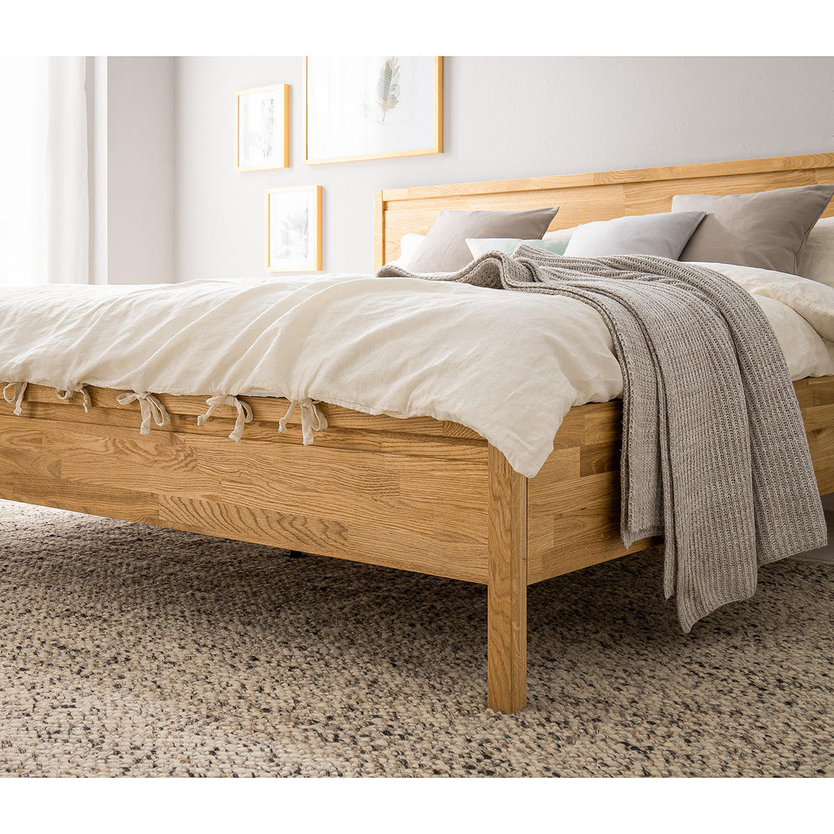 MASSIVHOLZBETT - Eiche massiv - Eichefarben, Holz (180/200cm) - home24