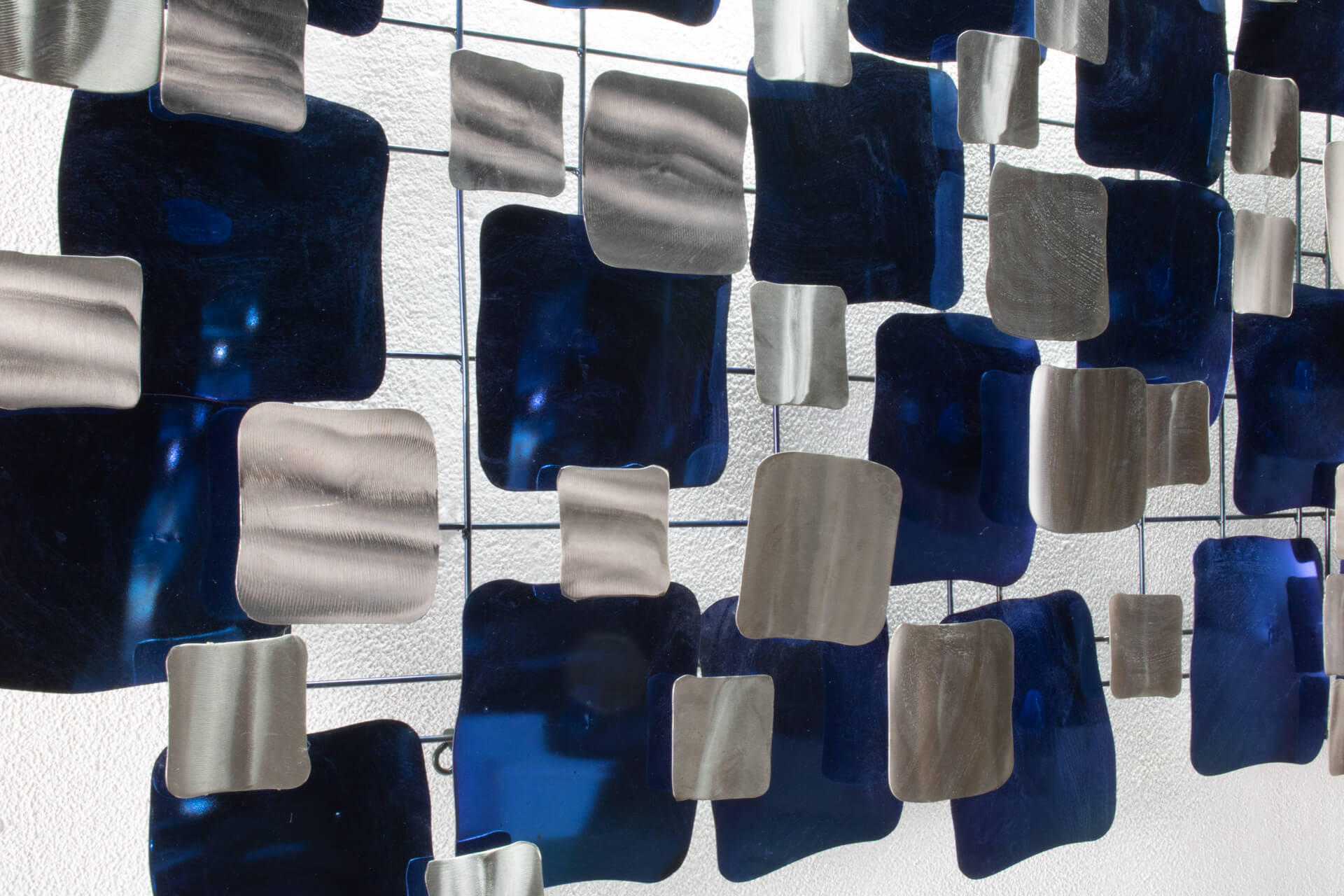 WANDDEKO Blau 117/65 cm - Blau/Weiß, Metall (4/65/6cm) - KUNSTLOFT