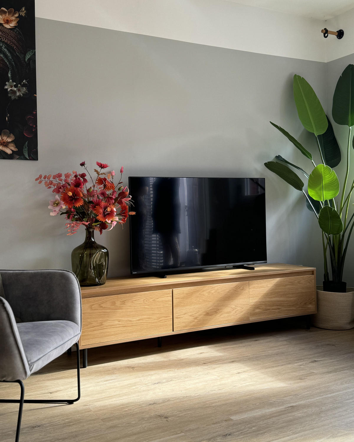 COMODĂ TV maro deschisă, neagră Nikea 45/180/40 cm - maro deschis, compozit lemnos (180/45/40cm) - Beliani