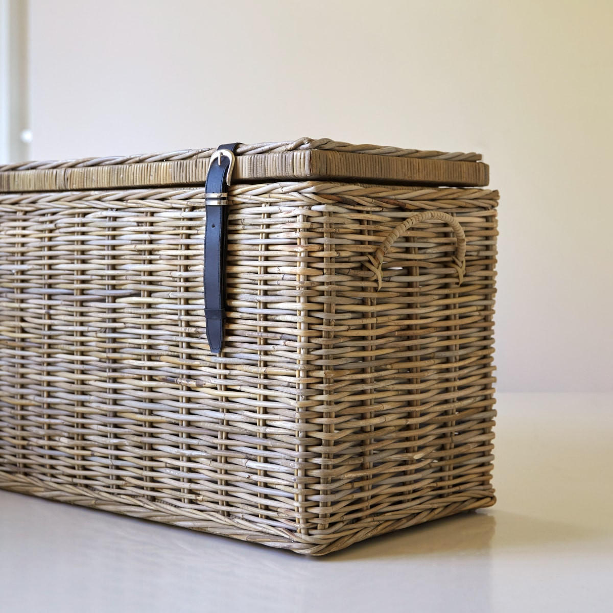 TRUHE Kubu Natur aus Kubu - Naturfarben, Naturmaterialien (150/42cm) - Tikamoon