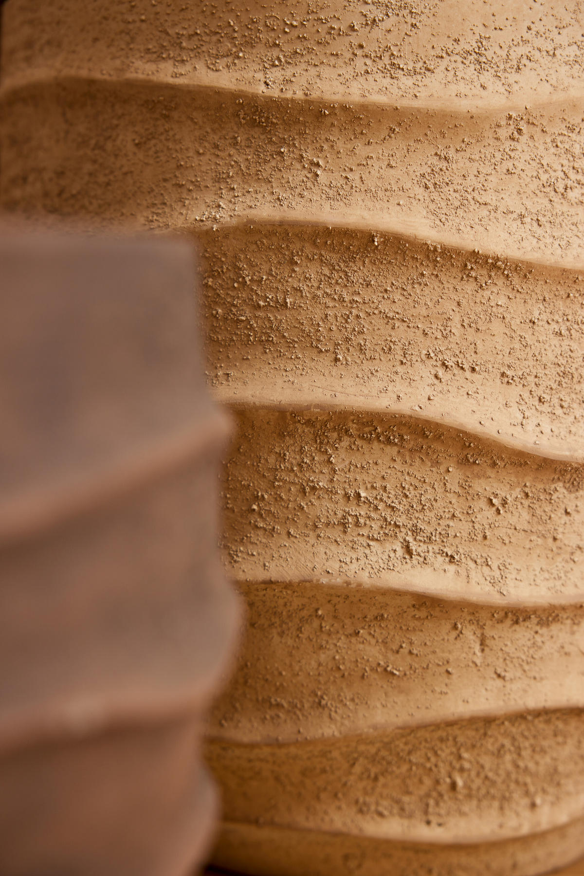 BLUMENTOPF WELLE + AUßENBEREICH SAND Beige - Beige, Stein (34.5/34cm) - J-Line