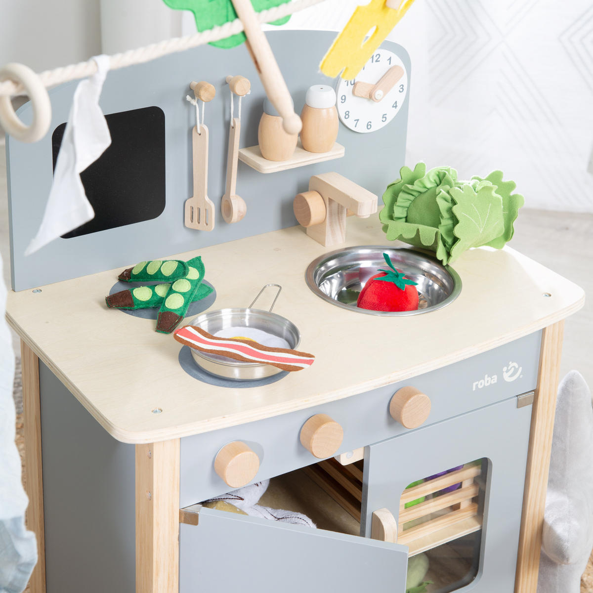 SPIELKÜCHE - Grau, Holzwerkstoff (30/51.5/63cm) - Roba