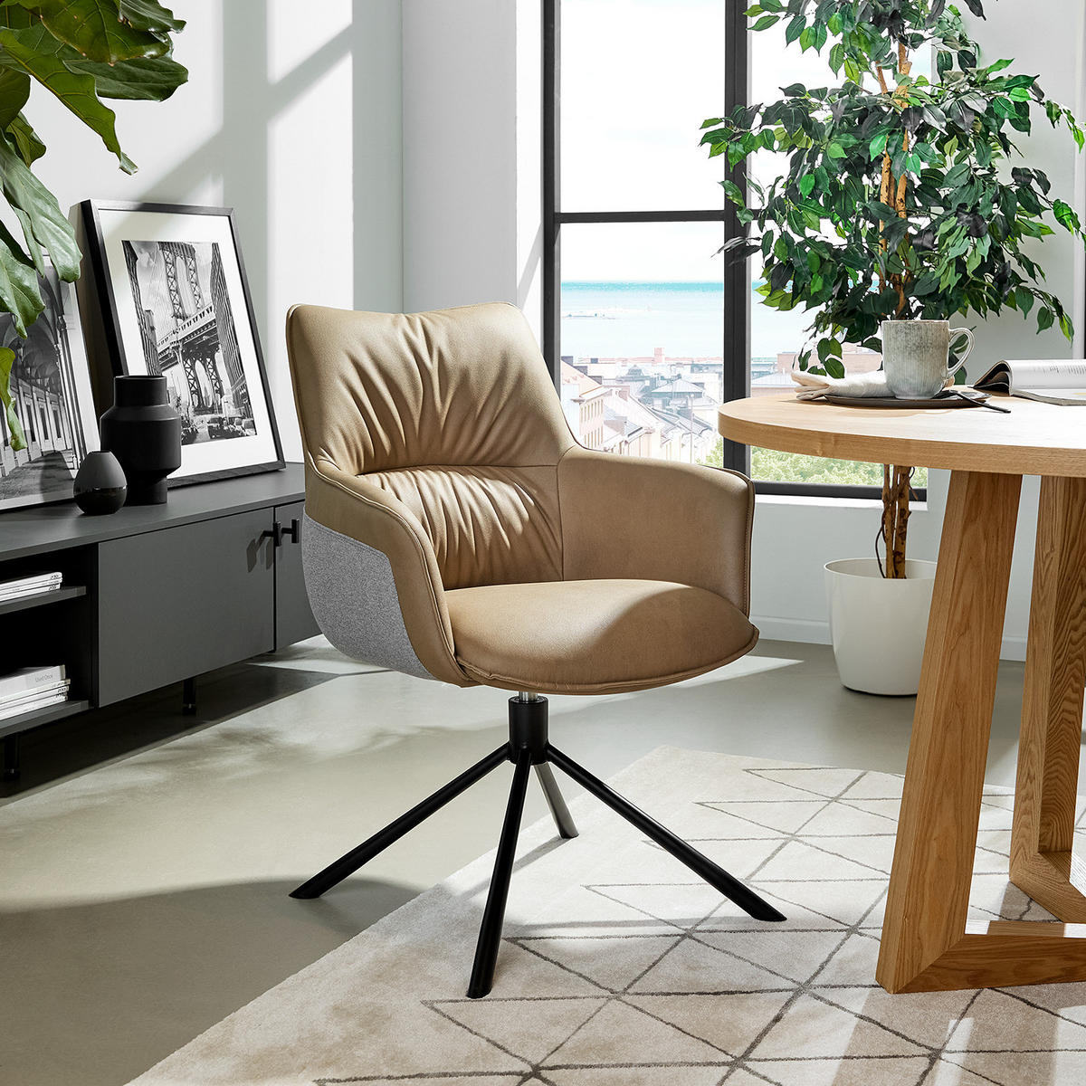 DREHBARER ARMLEHNENSTUHL - Cappuccino / Schwarz - Microfaser / Eisen - Cappuccino, Textil/Metall (60/92/64cm) - home24