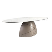 OVALER Esstisch aus Keramikmarmor und taupefarbenem Metallstahl - Taupe/Gelb, Keramik/Stein (120/240/76cm) - ANGEL CERDA