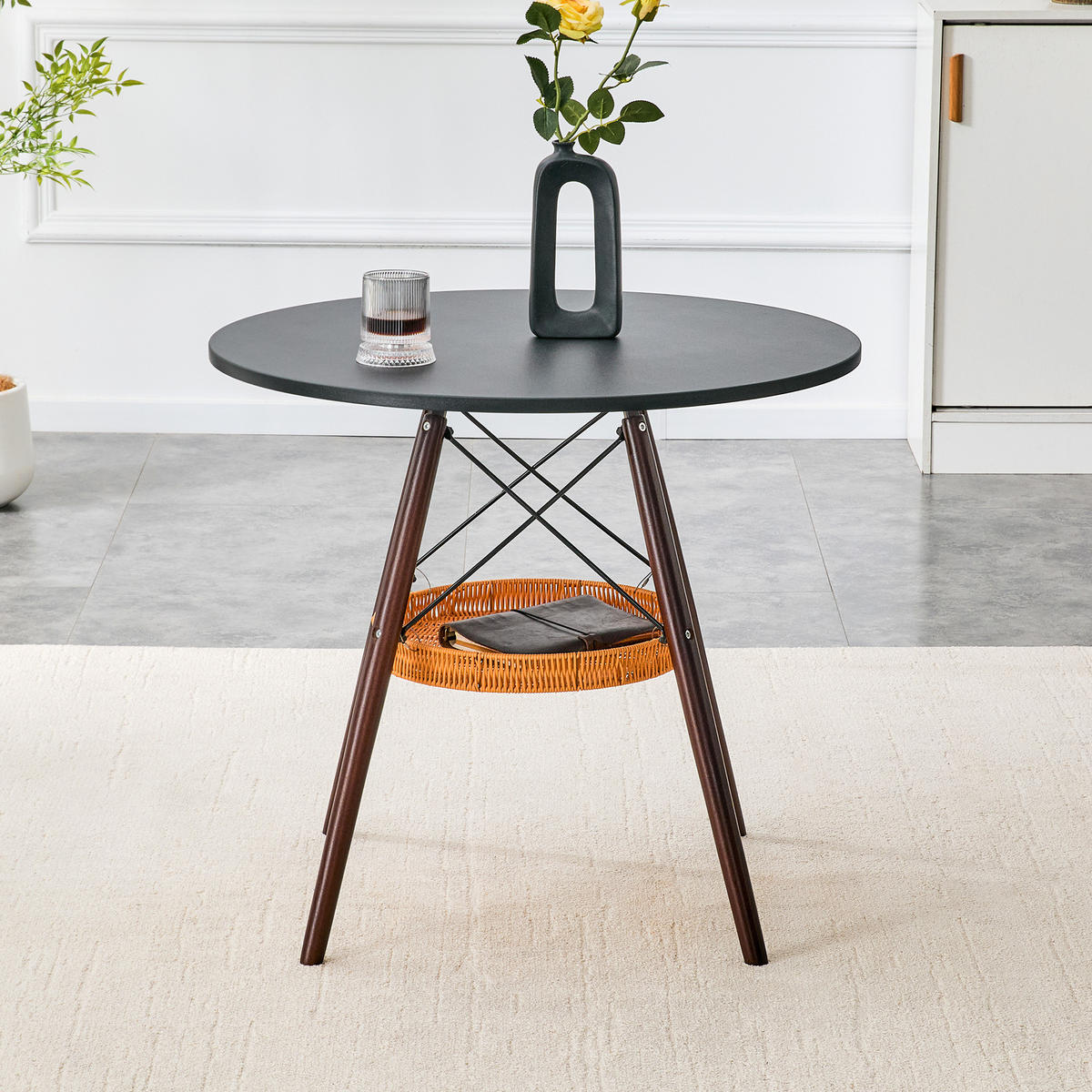 ESSTISCH in Eichefarben|Schwarz Küchentisch mit MDF-Tischplatte, Massivholzbeinen und geflochtener Ablage, B80/T80/H71.5cm - Eichefarben/Schwarz, Holzwerkstoff/Metall (80/80/71.5cm) - STILVORA