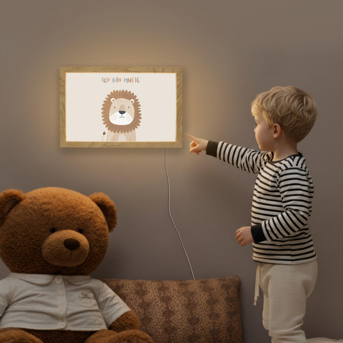 NACHTTISCHLAMPE Löwe - Beige - Tier - Mutig - Zitat 30x20 cm - Beige, Holzwerkstoff (8/30/20cm)