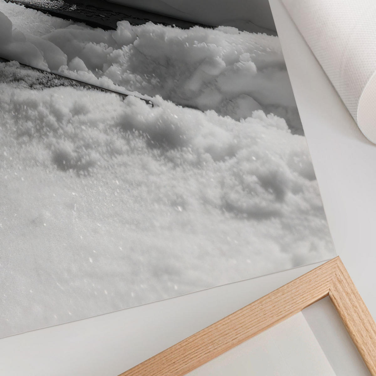 POSTER - 42x59 cm - Anna Keller - Skifahren im Schnee - Weiß, Textil (42/59/0.1cm) - TULUP