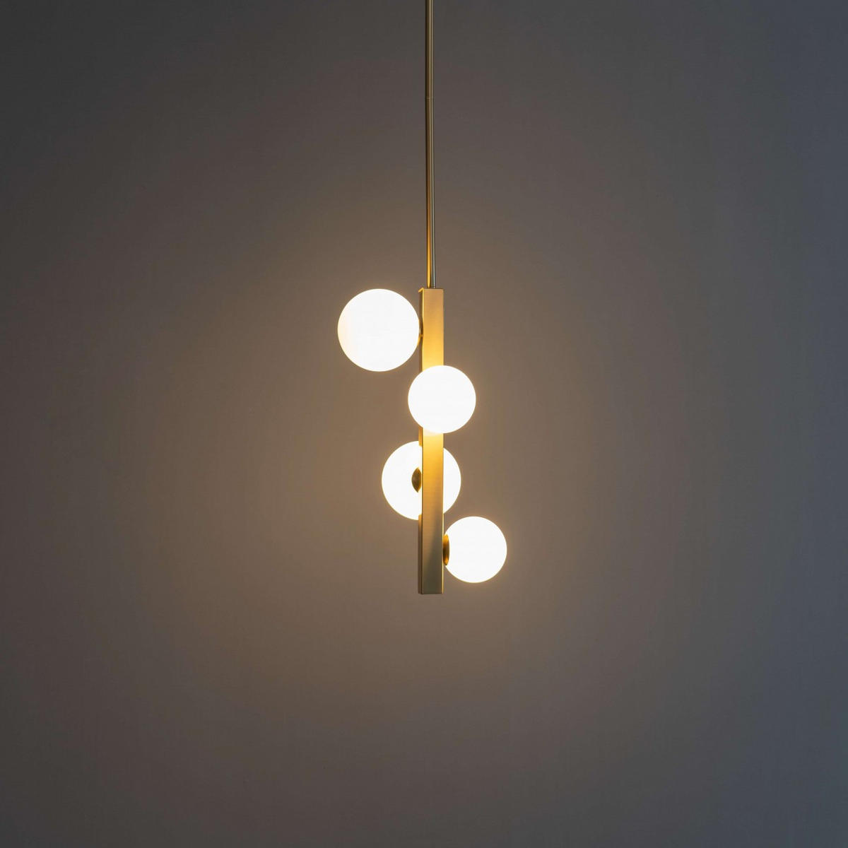 HÄNGELEUCHTE Oromia, Messing und Weiß, 56cm - Messingfarben, Glas (56/35/56cm) - KOSILUM