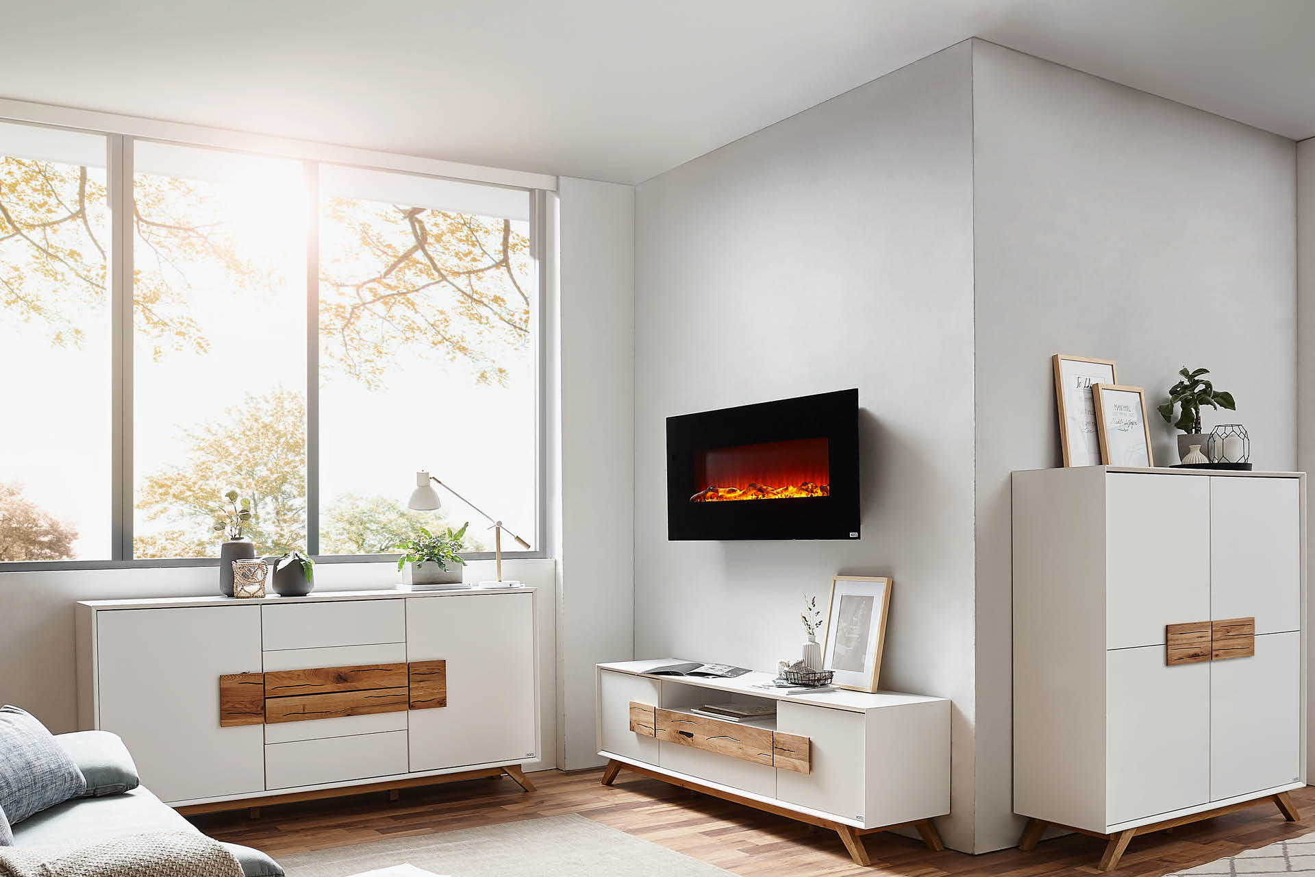 Wohnwand komplett in weiß und holzfarben, Serie Moove