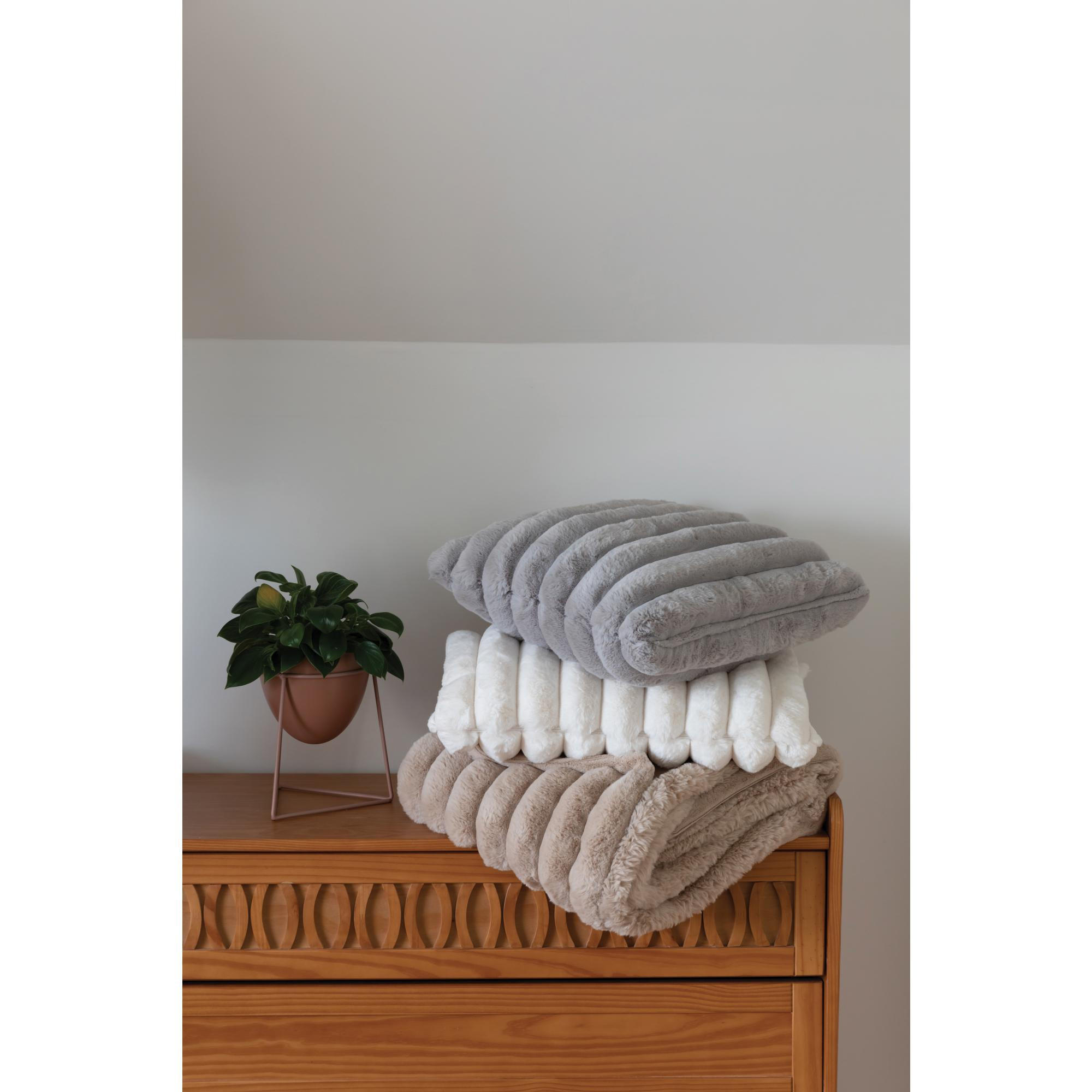 KISSEN Alice schneeweiß 45 x 45 cm - Weiß, Textil (45/45cm) - Vivaraise