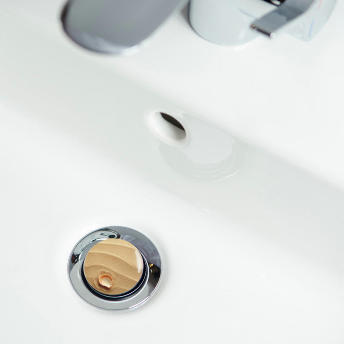 WASCHBECKENSTÖPSEL Clam - Braun, Kunststoff/Metall (4/7/7cm) - Sanilo