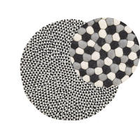 FILZKUGELTEPPICH 140/140 cm Penek - Schwarz, Textil (140/140cm) - Beliani