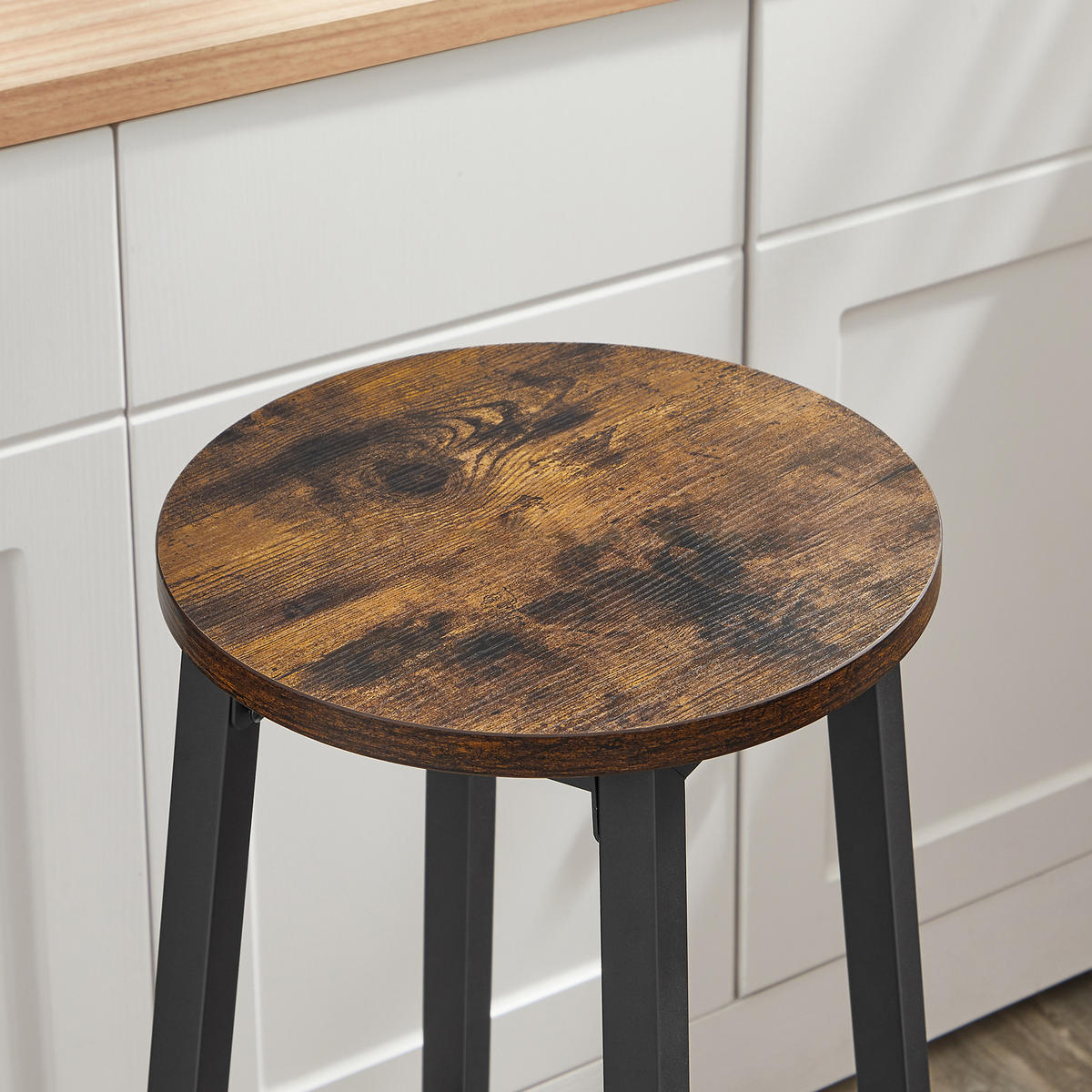 BARHOCKER in Eiche rustikal und Schwarz Beine - Wildeiche, Holzwerkstoff (32/65/32cm) - Home Collective