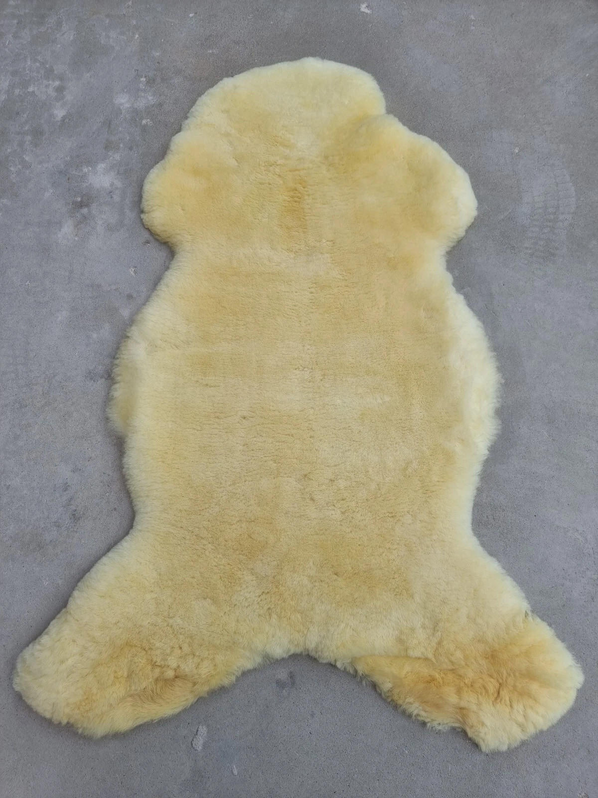 SCHAFFELL Premium Merino Lammfell Natur Medizinisch gegerbt geschoren ca. 115 cm - Gelb, Fell (65/115cm) - Provellus