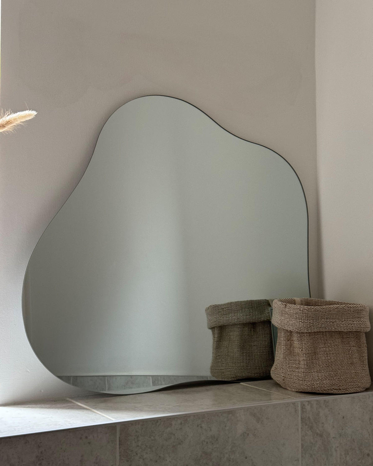 WANDSPIEGEL Silber 50/55 cm Bagneux - Silberfarben, Glas (50/55/50cm) - Beliani