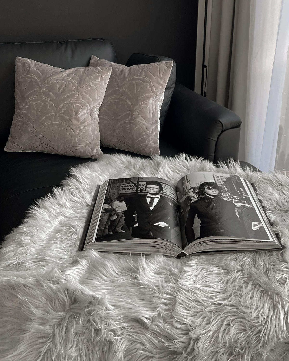 CUVERTURĂ DE PAT gri 150 x 200 cm Delice - gri, material textil (150/200cm) - Beliani