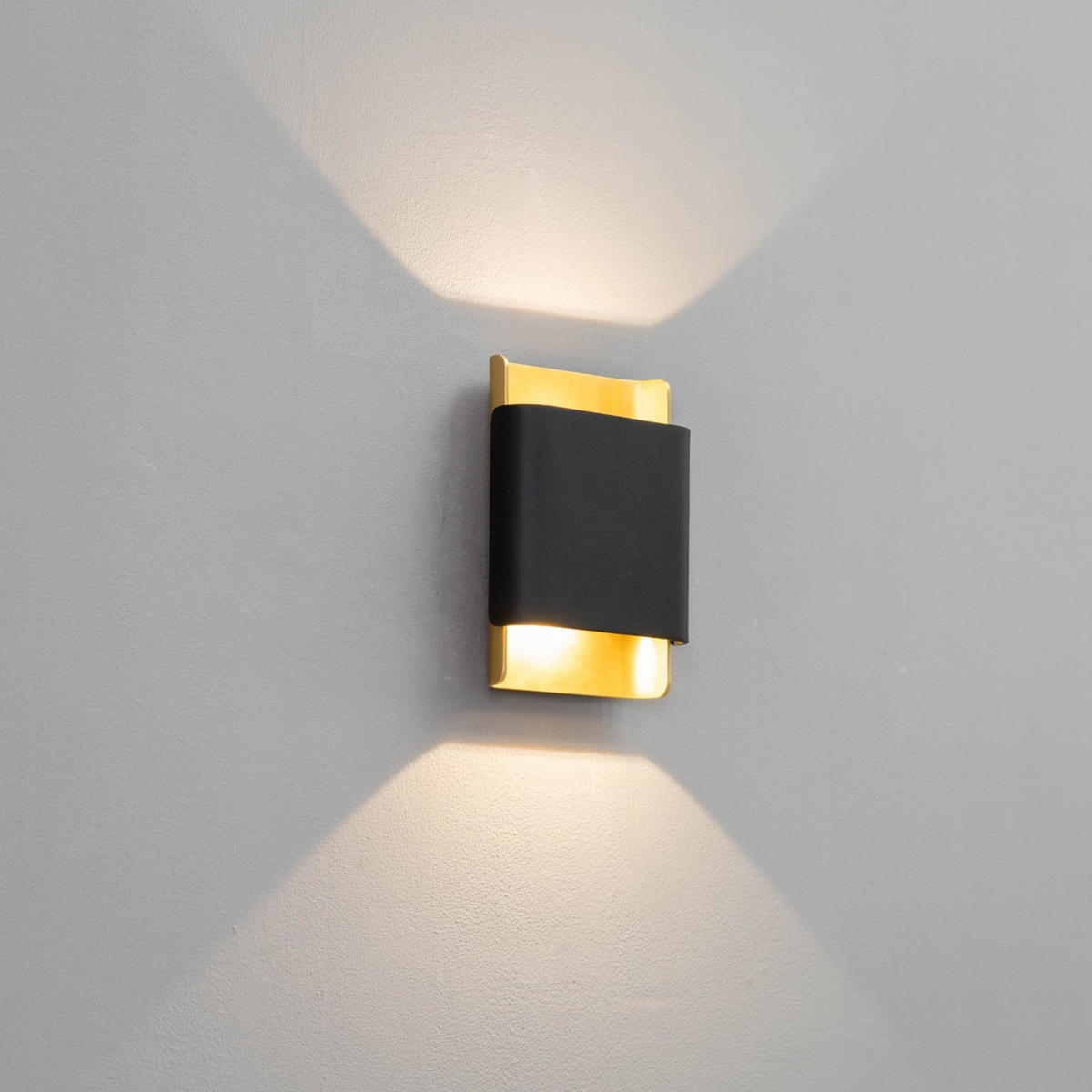 WANDLEUCHTE Manduria, Schwarz und gold, 18cm - Goldfarben, Metall (6/18/12.5cm) - KOSILUM