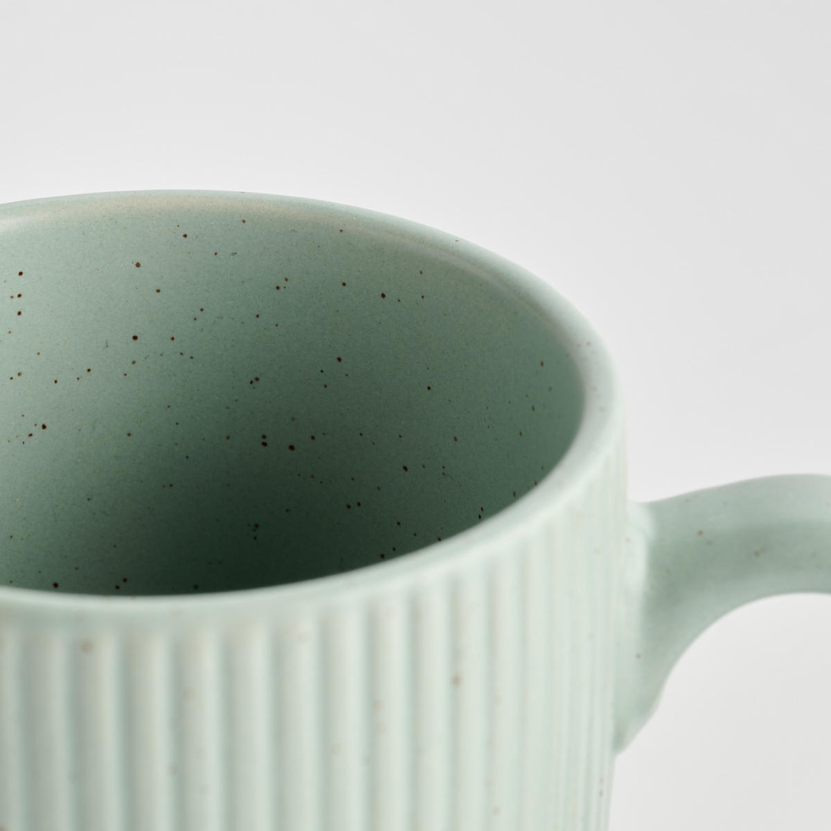 BECHER Ambare - Salbeigrün, Stein (0.35L) - home&you