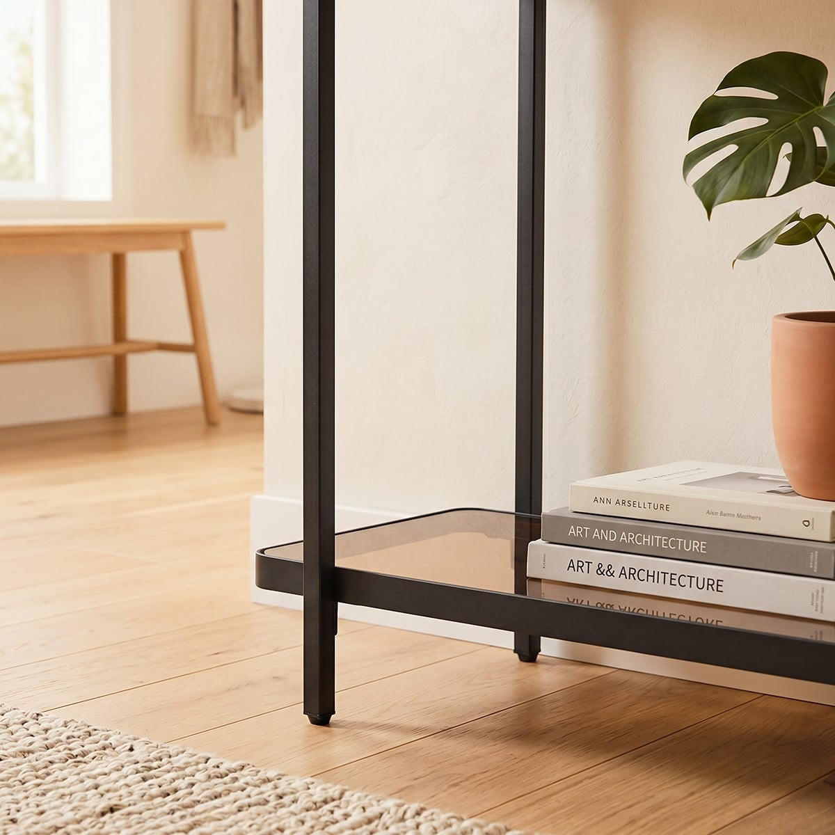 KONSOLBORD med två hyllor i rökfärgat glas, 80 cm brett - ORA - Svart, Metall (41.5/30/80cm) - Calicosy