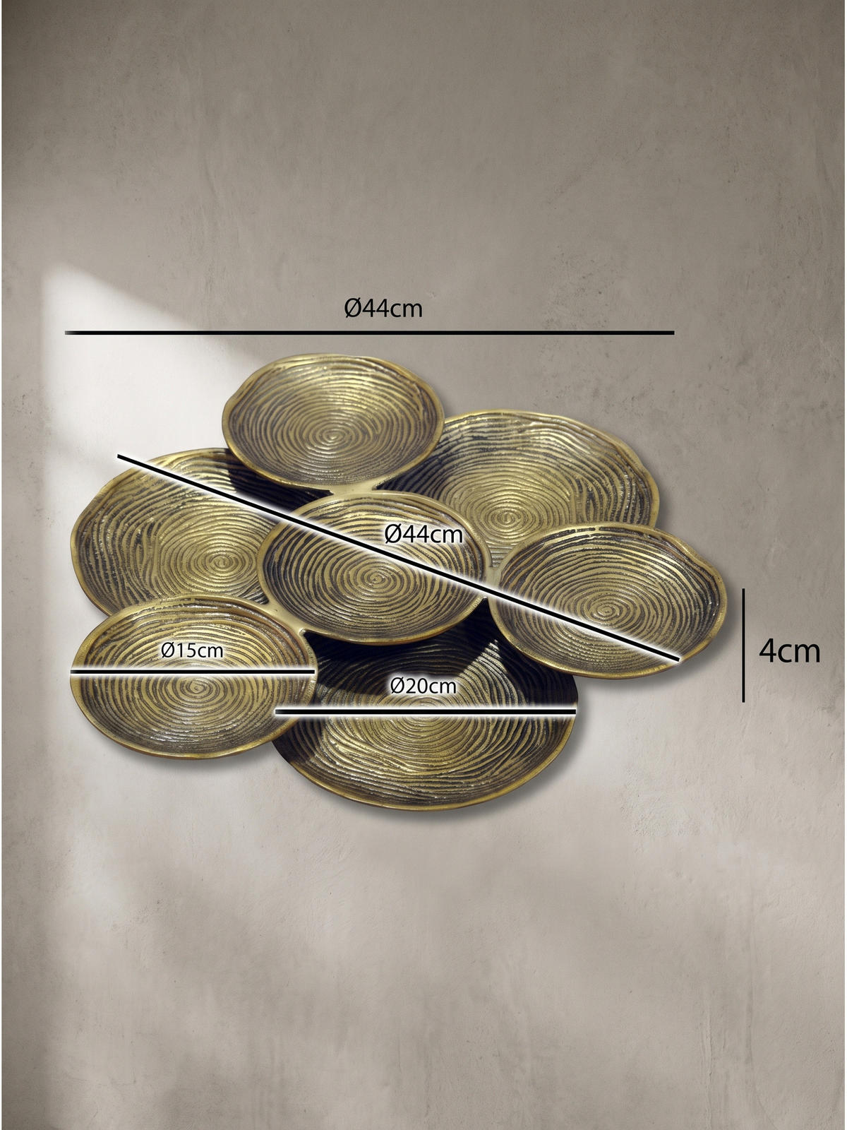 DEKOSCHALE CARMONA, Aluminium, handgefertigt, Gold, Ø 44 x 4 cm - Goldfarben, Metall (44/4cm) - KADIMA DESIGN