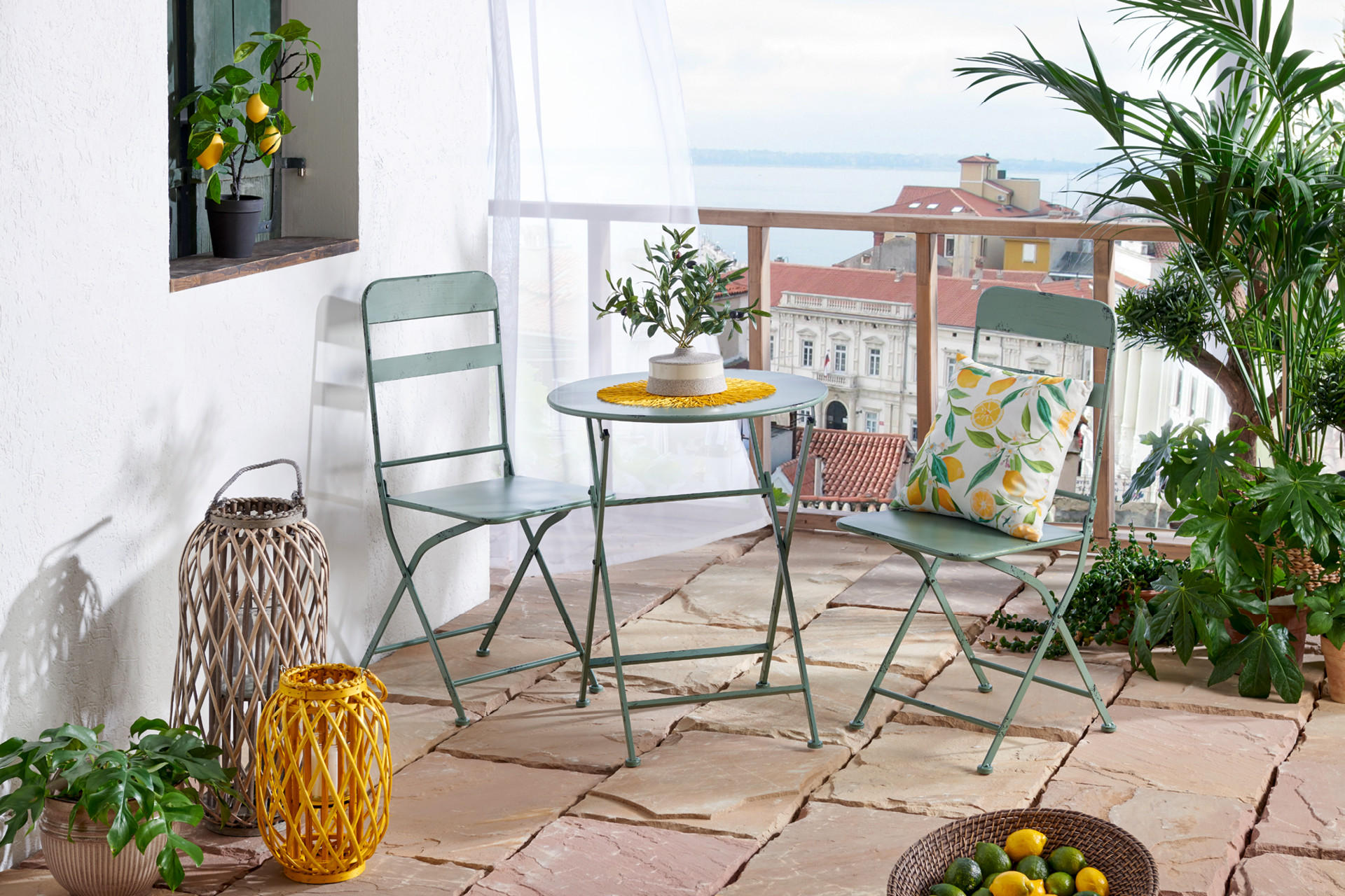 Nábytek na balkon