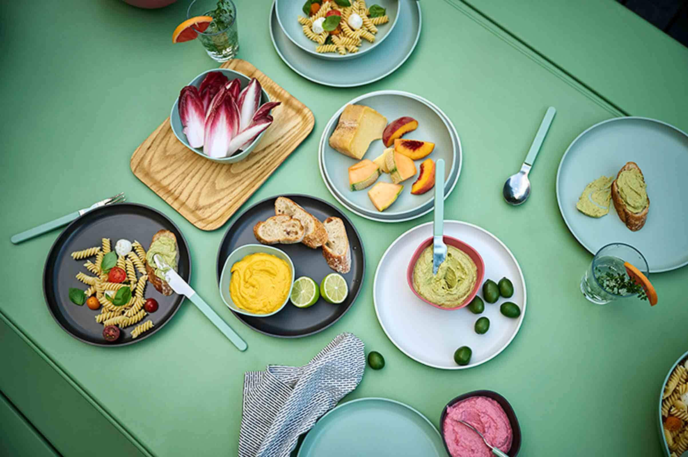 Thumbnail - Mepal Tafel-Set, Rosa, Rot, Kunststoff, 8-teilig, 1x1x1 cm, Essen & Trinken, Geschirr, Geschirr-Sets, Tafelservice