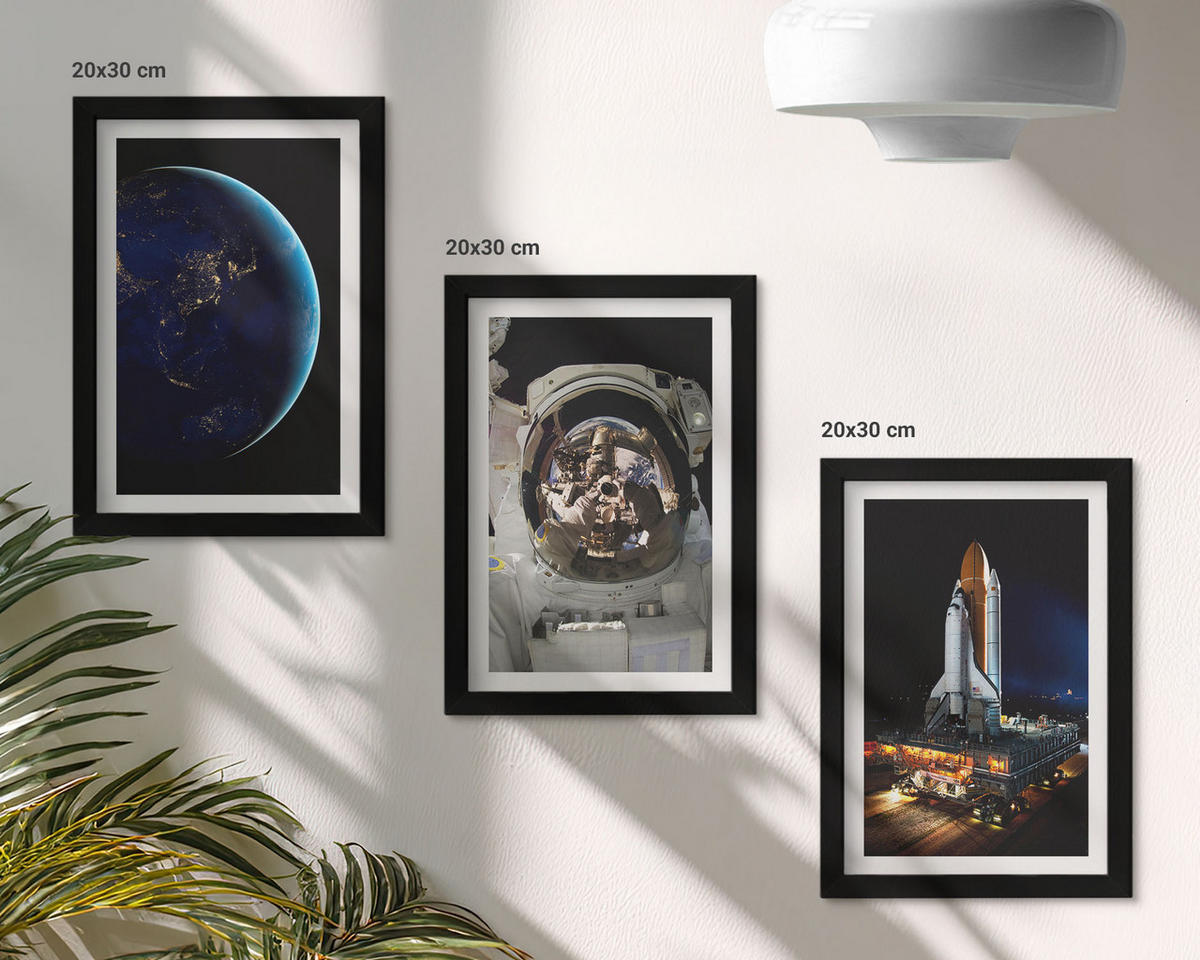 BILDER SET 3er Set - 20x30 cm Schwarzer Rahmen - Weltraum Erde Astronaut Rakete - Schwarz, Kunststoff (20/30cm) - TULUP