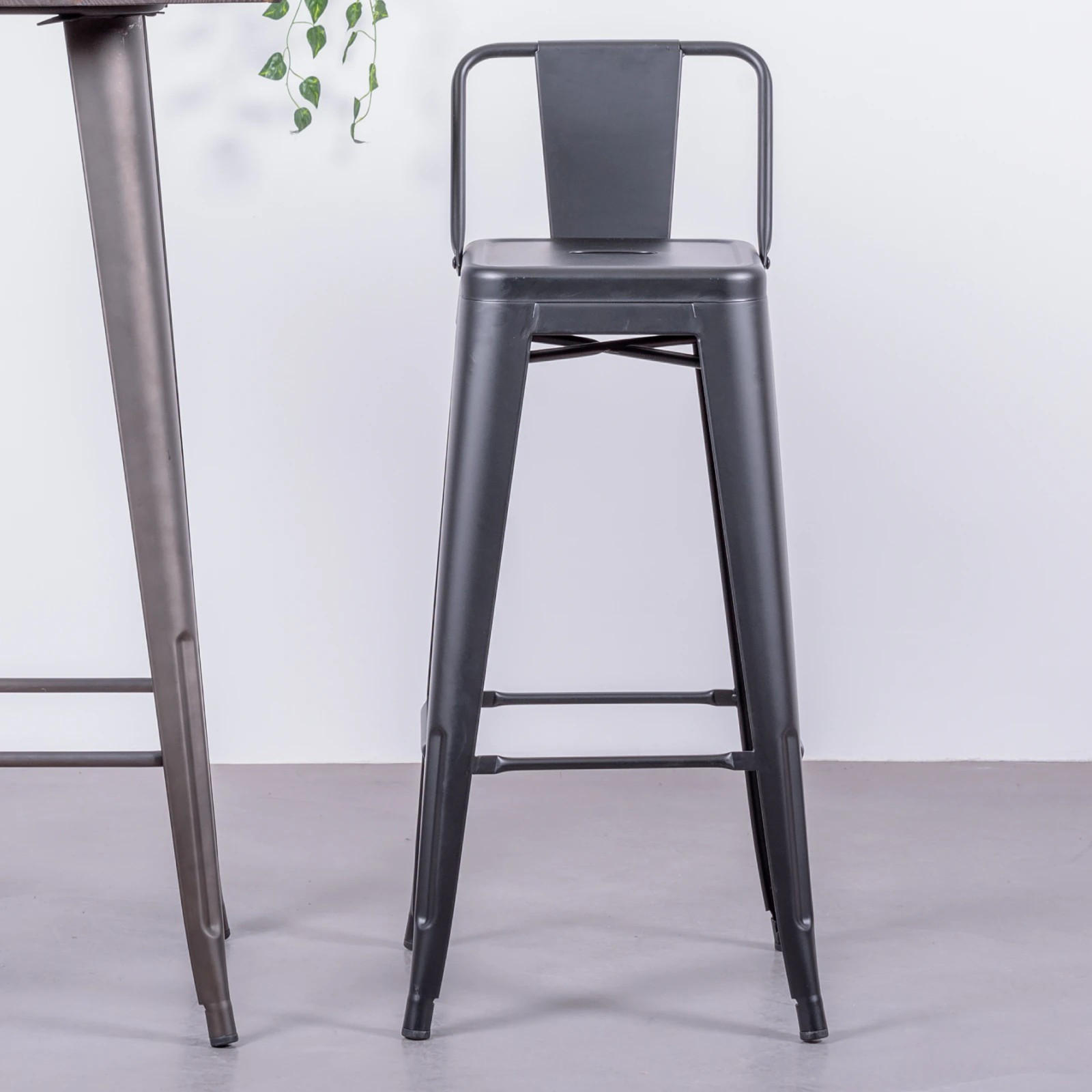 HOCKER Metall Schwarz - Schwarz, Metall (43/97/43cm) - Nest Dream