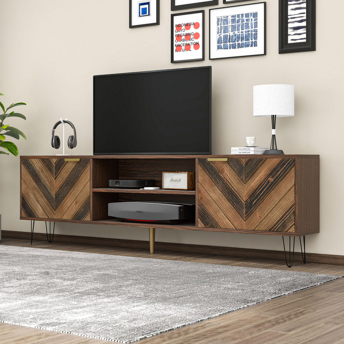 TV-LOWBOARD in Natur mit 2 Türen, Eisenfüßen und goldfarbenen Griffen 155/38/48 cm - Eichefarben, Holzwerkstoff (155/48/38cm) - Redom