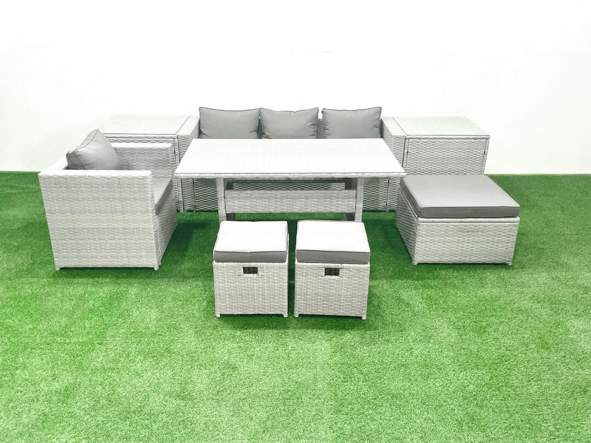 GARTENSET mit Esstisch,Sofa,2 Beistelltischen,3 Fußhocker Polyrattan Hellgrau 7-Sitzer - Hellgrau/Grau, Glas/Kunststoff - Fimous