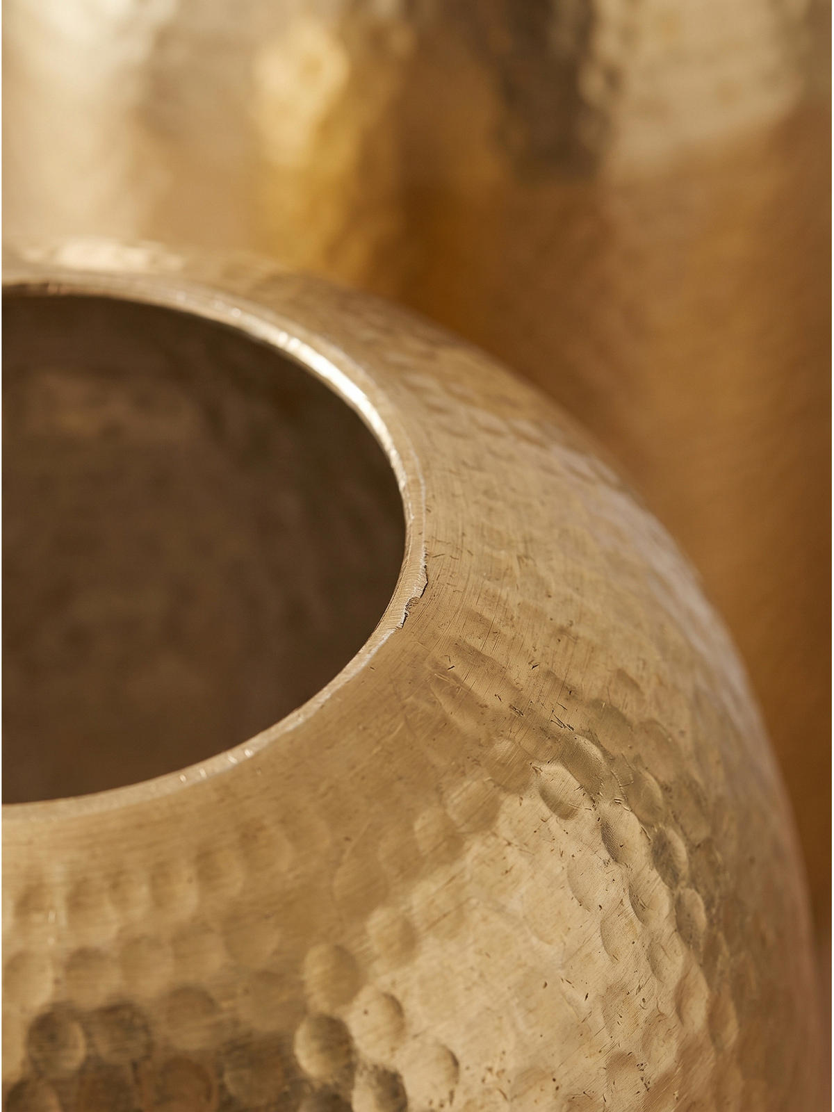 BODENVASE AMALFI, Aluminium, handgefertigt, Gold, Ø 20 x 45 cm - Goldfarben, Metall (45cm) - KADIMA DESIGN