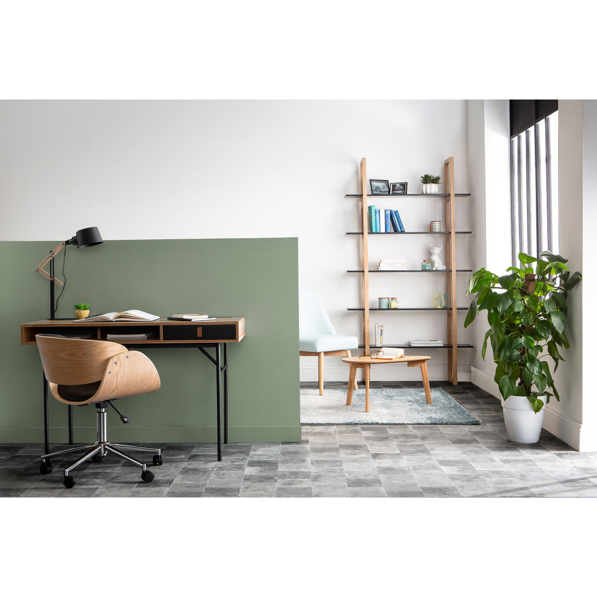 STUHL Rollen Schwarz Helles Holz BENT - Schwarz, Holz (58/88/52cm) - Miliboo