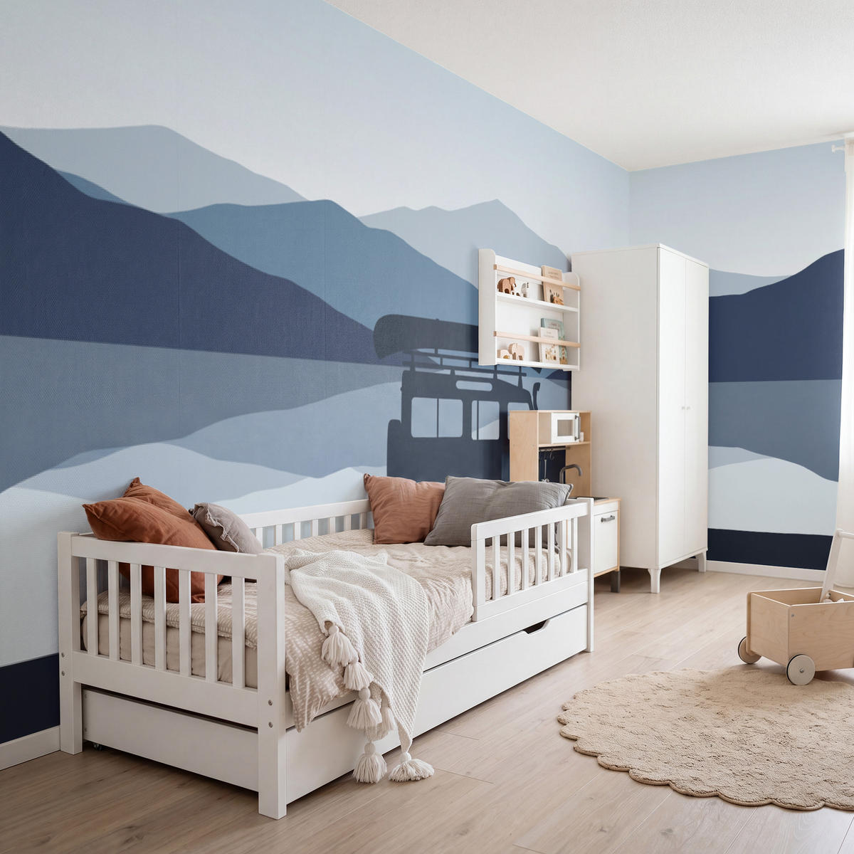 KINDERTAPETE - Auto - See - Berge - Blau - 500x200 cm - Blaugrau, Papier (500/200cm) - OnlyWow