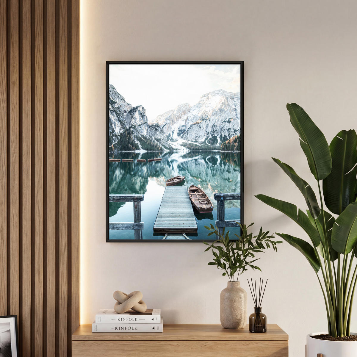 LEINWAND Bilder mit Rahmen - Natur - Berge - Schnee - Wald - Boot - 60x80 - Hellgrün, Textil (60/80cm) - MuchoWow