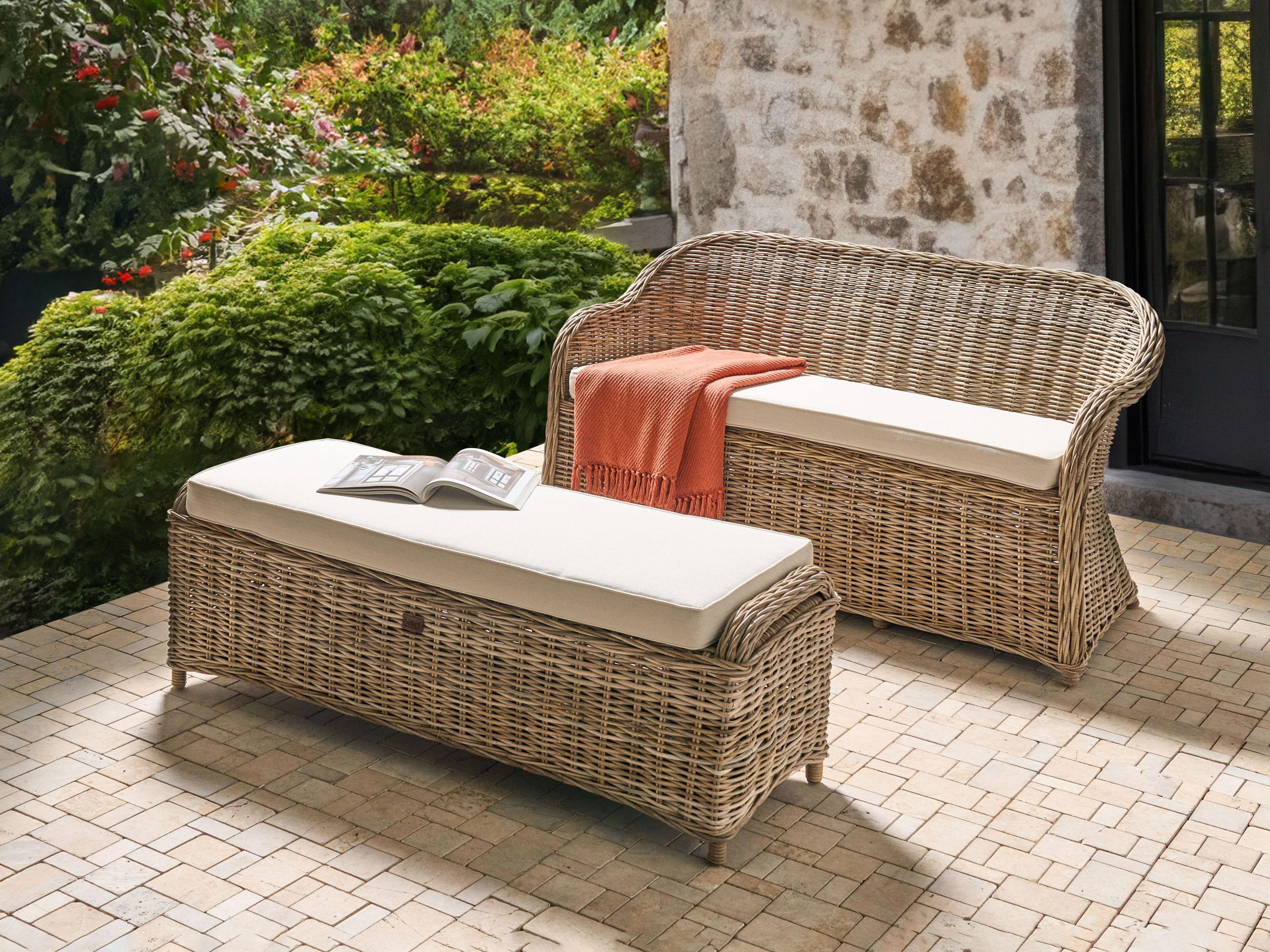 GARTENSOFA 2.5-Sitzer mit Ottomane Naturfarben Susua - Naturfarben/Weiß, Naturmaterialien (150/87/69cm) - Beliani
