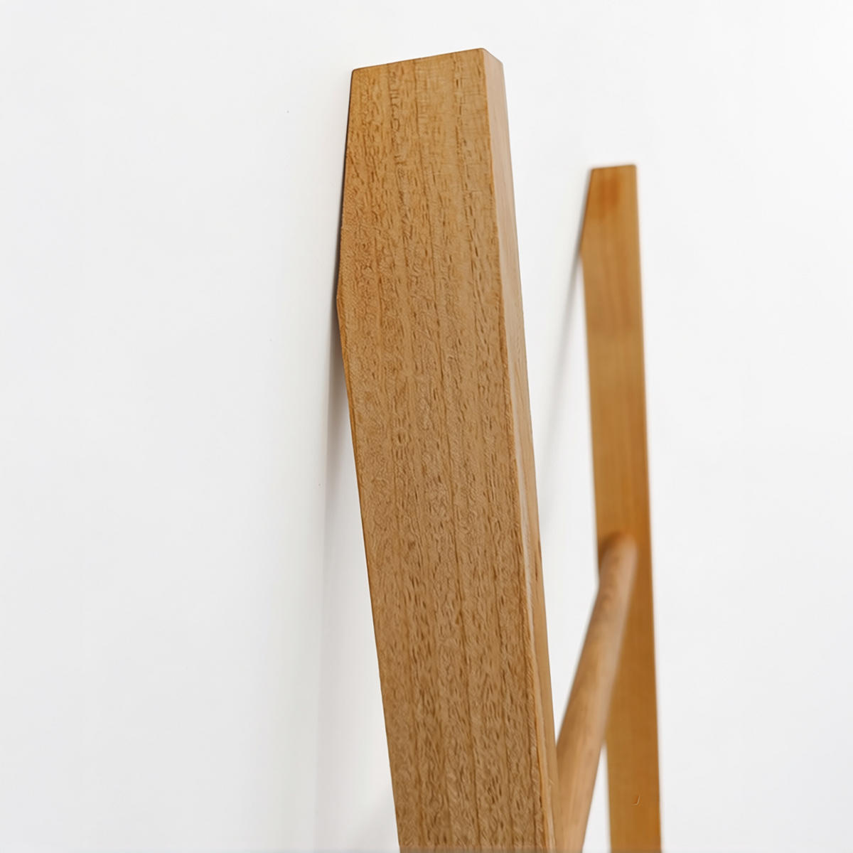 LEITERREGAL Natur Walnussholz geölt 4 Ablagen 180 cm - Hellbraun, Holz (44/180/35cm) - Relaxdays