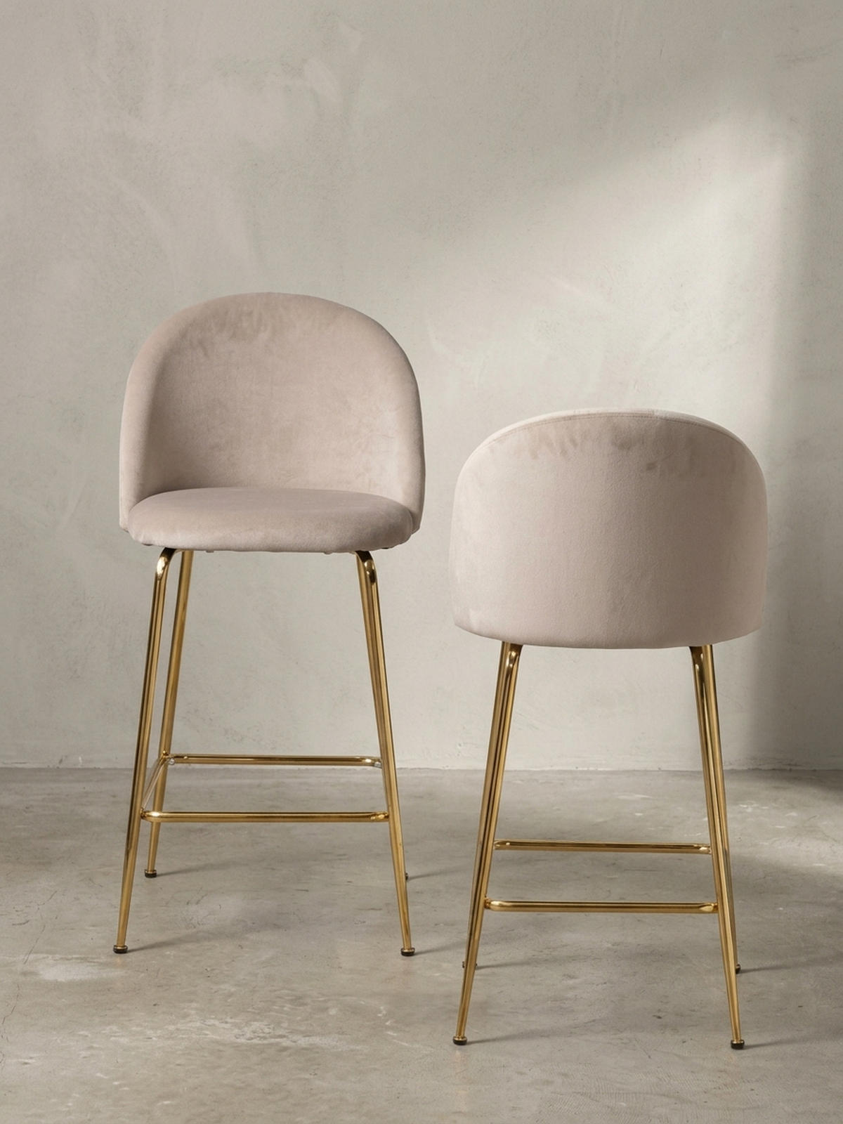 BARHOCKER 2er Set Samt Lehne Goldgestell Skandi-Stil Gepolstert, Beige 50x50x102 cm - Beige/Goldfarben, Textil/Metall (50/102/50cm) - KADIMA DESIGN