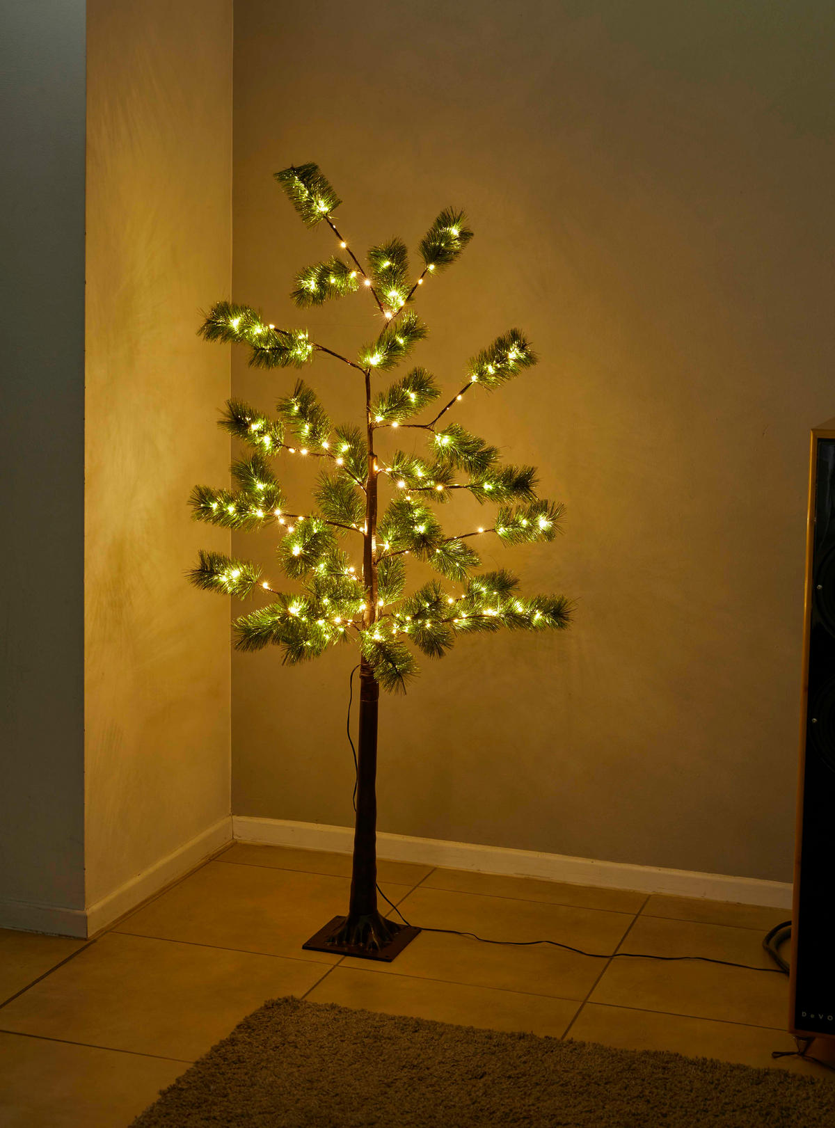 LED-TANNENBAUM - 150 cm hoch mit 240 warmweißen LEDs und Timer-Funktion für stimmungsvolle Winterdeko - Braun, Kunststoff (17/17/150cm) - Northpoint