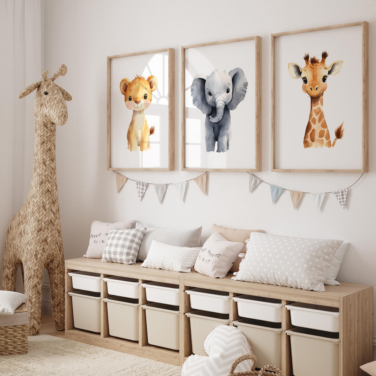 SADA PLAGÁTOV Do Detskej Izby DIVOKÉ ZVIERATÁ Lev Slon Žirafa 3x Plagát A4 21 x 30 cm - oranžová/žltá, papier (21/30/1cm) - Muralo