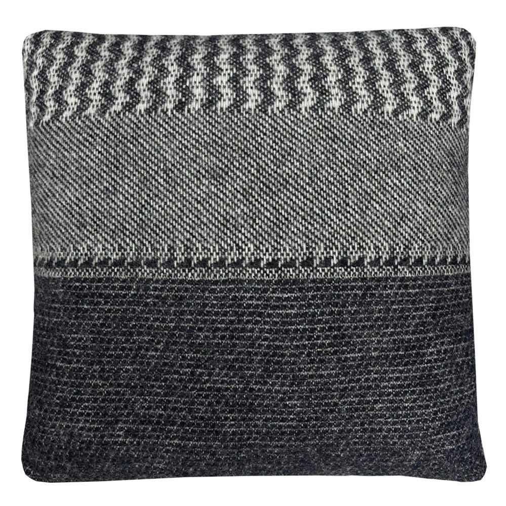 WOLLKISSEN Uptown schwarz quadratisch 45x45 - Schwarz, Textil (45/45/12cm) - Malagoon