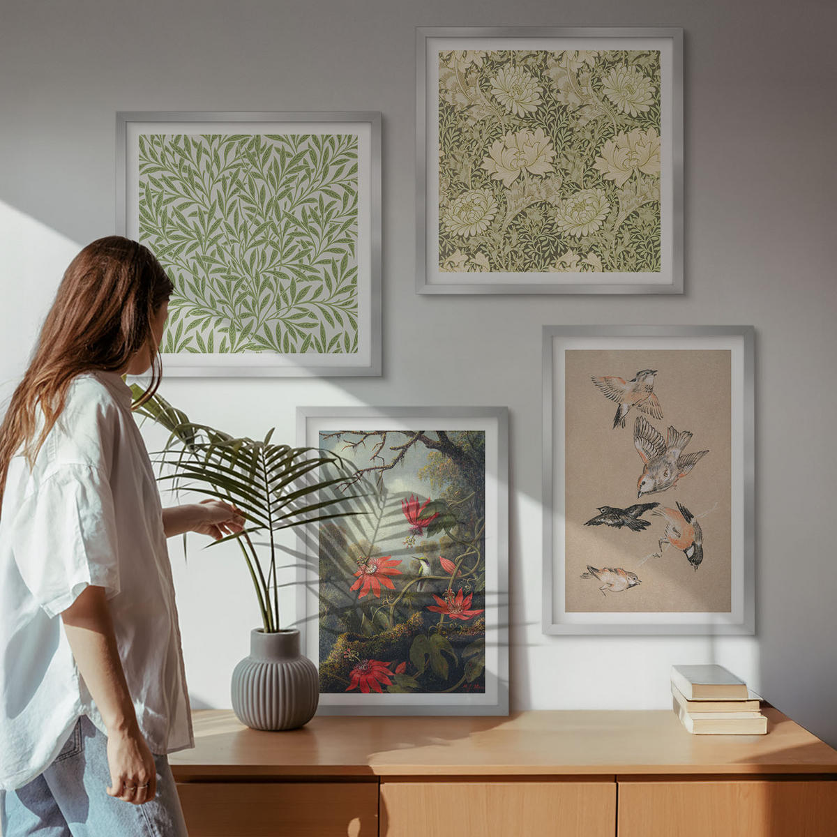 BILDER SET 4er Set - 50x50 cm & 40x60 cm Silberner Rahmen - Blumen und Vögel in natürlicher Umgebung - Silberfarben, Kunststoff (50/50cm) - TULUP