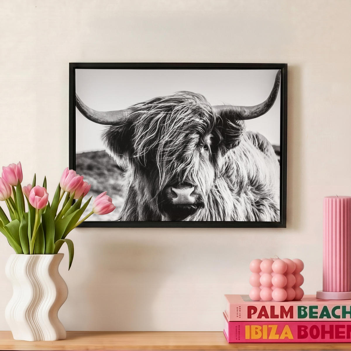 LEINWAND Bilder mit Rahmen - Kuh - Schottischer Hochländer - Schwarz - Weiß - Tier - Natur - Wildtiere - 40x30 - Schwarz, Textil (40/30cm) - MuchoWow
