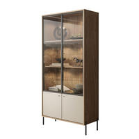 VITRINE ISA, zweitürig mit LED-Beleuchtung und hohen Füßen. - Eichefarben, Holzwerkstoff (90/188/40cm) - Lookway