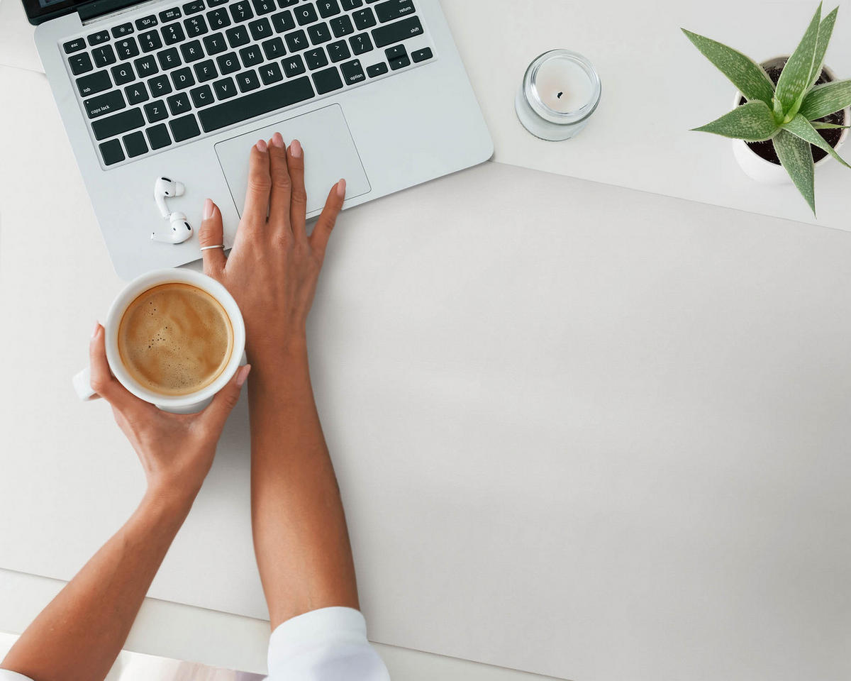 SCHREIBTISCHUNTERLAGE 120x60 cm Grau - Grau, Kunststoff (1.6/120/60cm) - Wallfluent