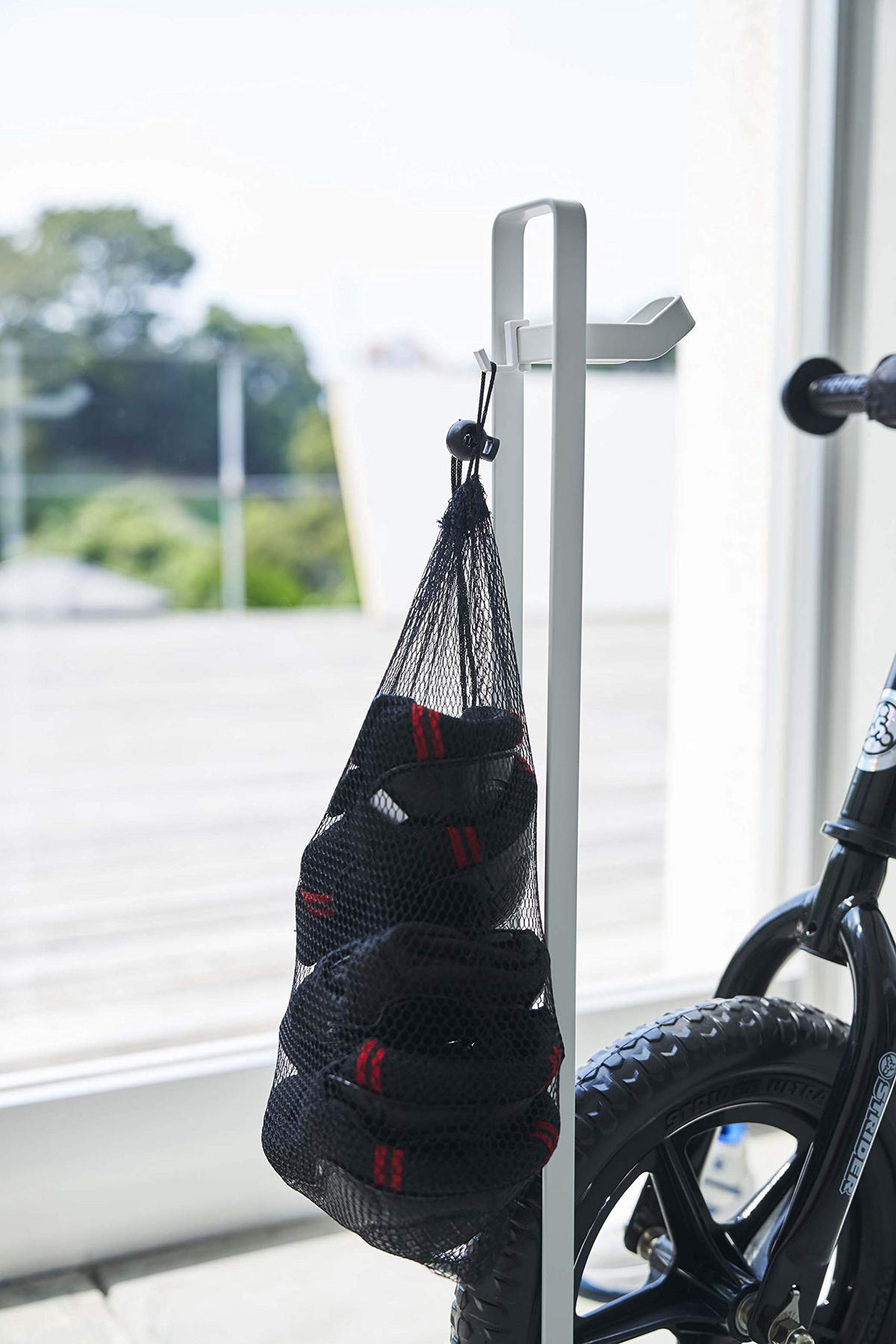 FAHRRAD- UND HELMSTÄNDER Tower 4340 63/15/20 cm - Weiß, Metall (15/63/20cm) - Yamazaki