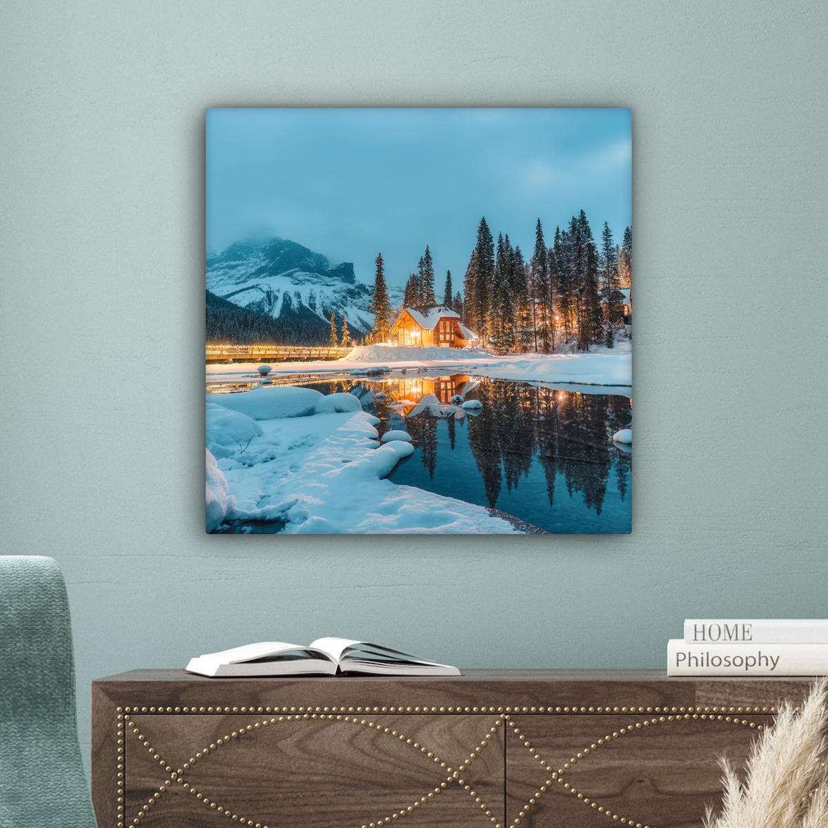 LEINWANDBILD Winterlandschaft - Natur - Haus - Berge - Schnee Wandbild Wohnzimmer 50x50 cm - Hellblau, Textil (50/50cm) - MuchoWow